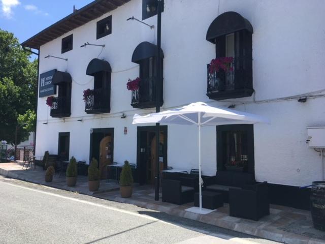 Hostal Rural Oricáin エクステリア 写真