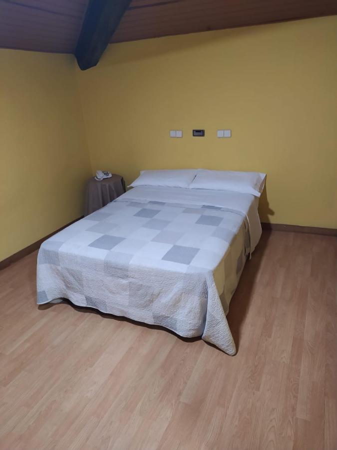 Hostal Rural Oricáin エクステリア 写真